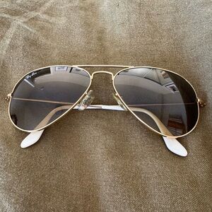 Ray-Ban Aviator Classic Sunglasses